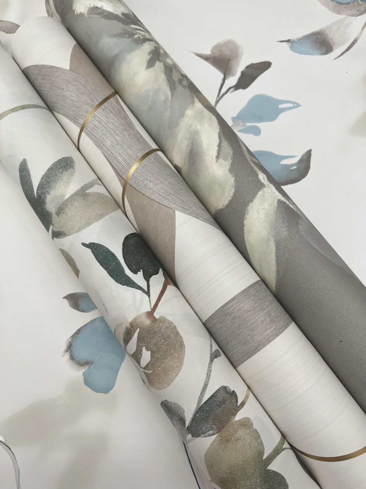 PSW1430RL-peel-and-stick-wallpaper-detail-closeup-2