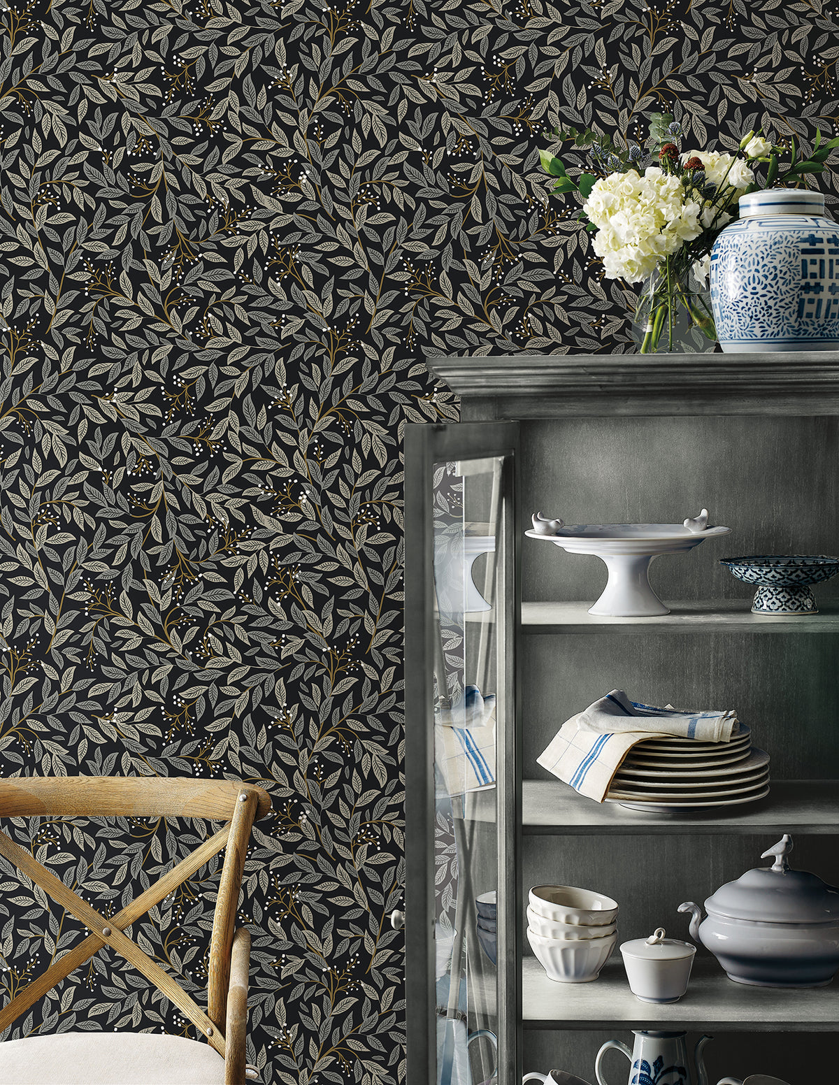 PSW1472RL-peel-and-stick-wallpaper-room-scene