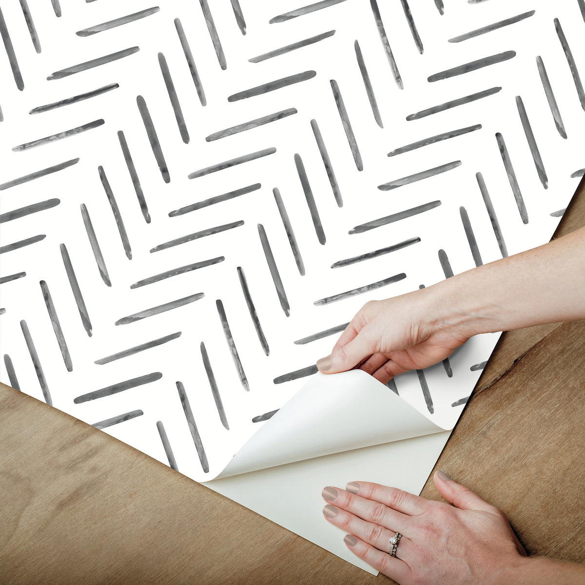 PSW1525RL-peel-and-stick-wallpaper-peel-application-step
