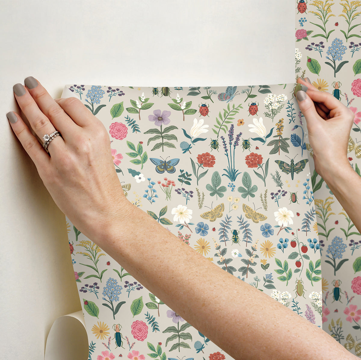 PSW1541RL-peel-and-stick-wallpaper-stick-application-step