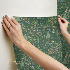 PSW1548RL-peel-and-stick-wallpaper-stick-application-step