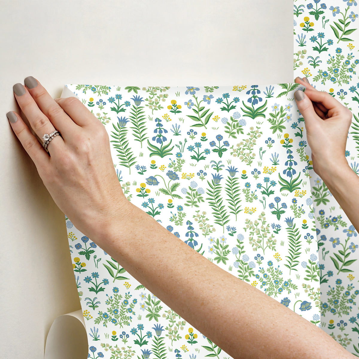 PSW1551RL-peel-and-stick-wallpaper-stick-application-step