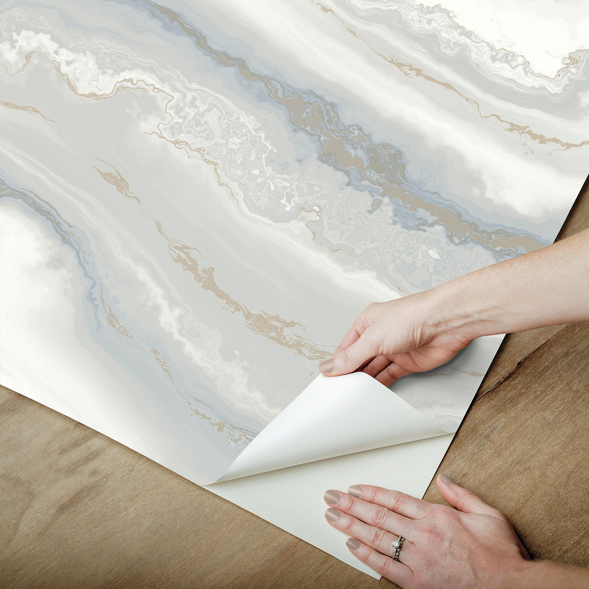 PSW1559RL-peel-and-stick-wallpaper-peel-application-step