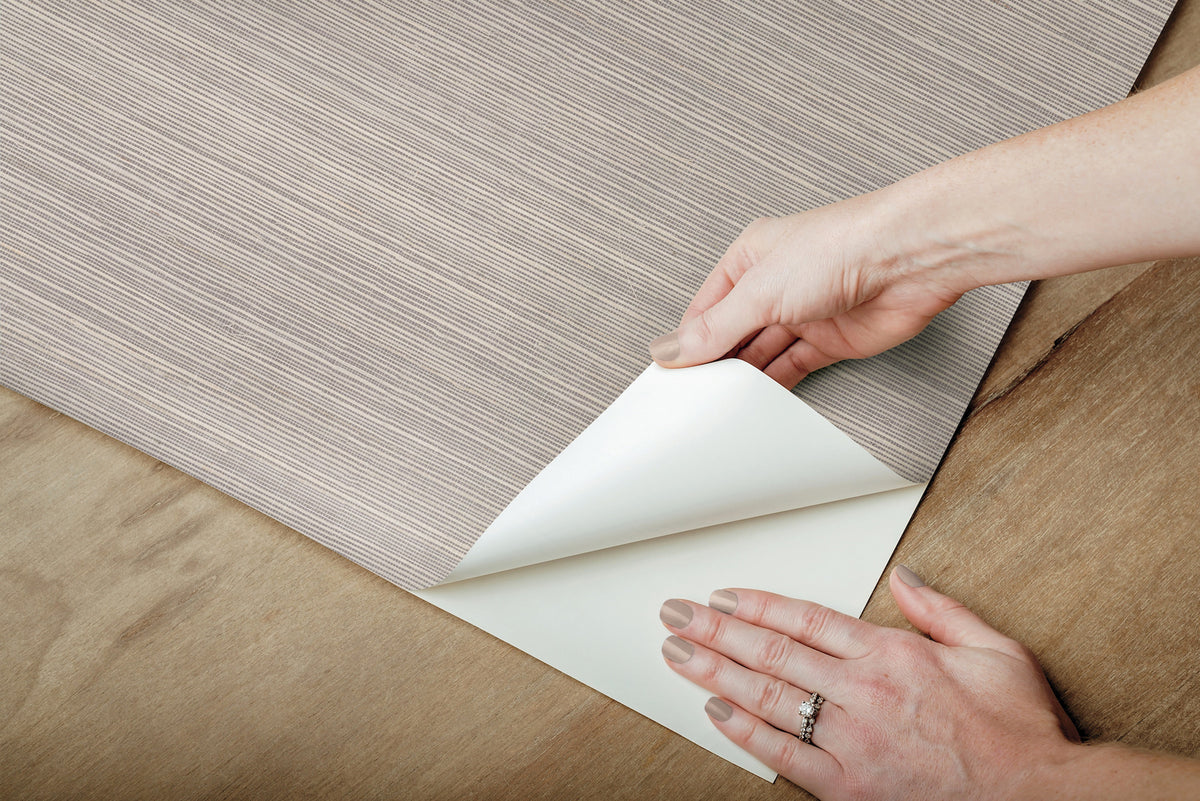 PSW1591RL-peel-and-stick-wallpaper-peel-application-step