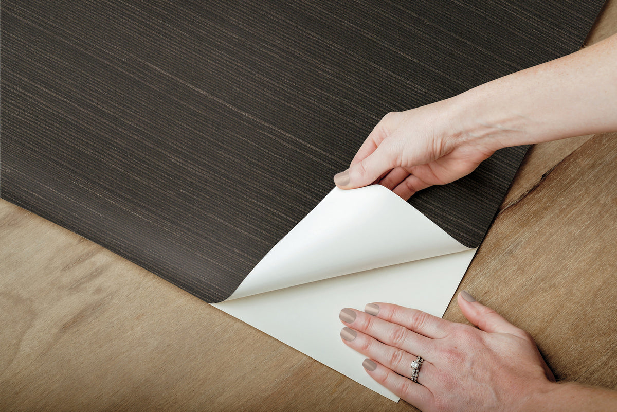 PSW1593RL-peel-and-stick-wallpaper-peel-application-step