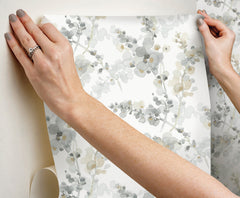 PSW1600RL-peel-and-stick-wallpaper-stick-application-step