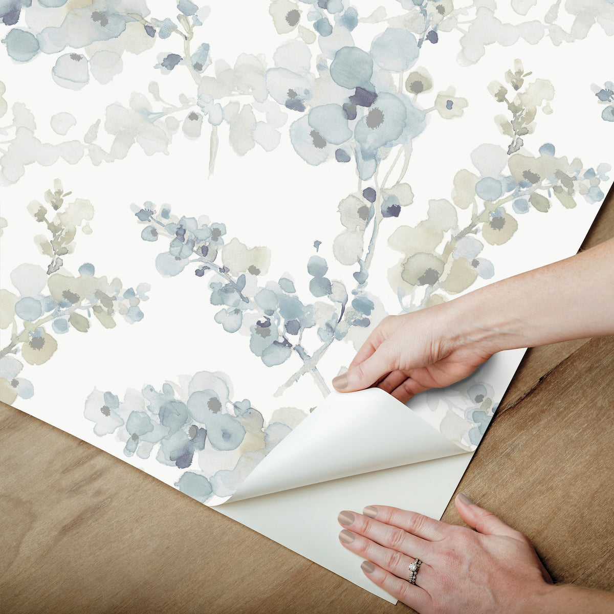 PSW1602RL-peel-and-stick-wallpaper-peel-application-step