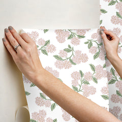PSW1620RL-peel-and-stick-wallpaper-stick-application-step