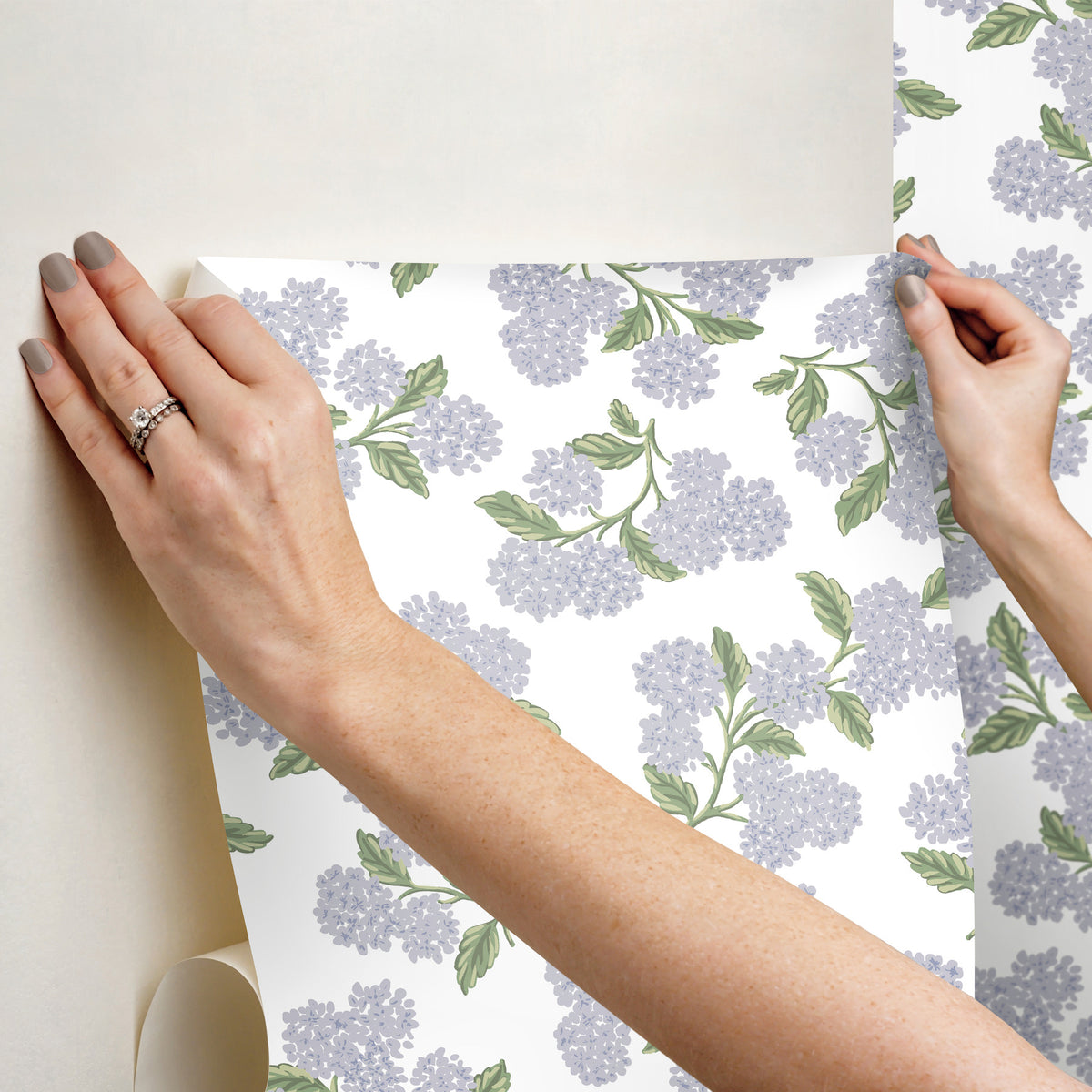 PSW1621RL-peel-and-stick-wallpaper-stick-application-step