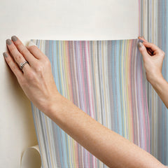 PSW1633RL-peel-and-stick-wallpaper-stick-application-step