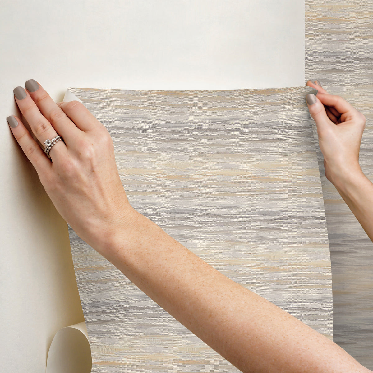 PSW1646RL-peel-and-stick-wallpaper-stick-application-step