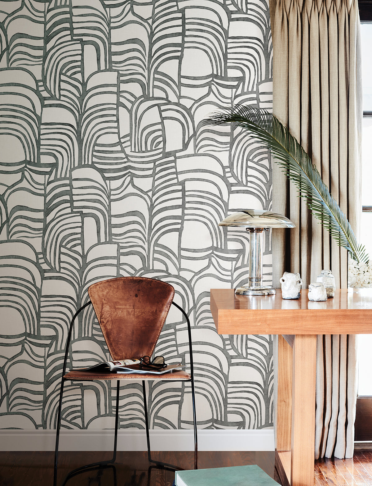 PSW1656RL-peel-and-stick-wallpaper-room-scene