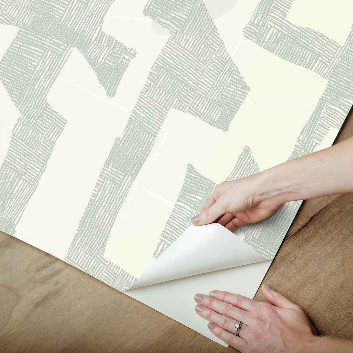 PSW1668RL-peel-and-stick-wallpaper-peel-application-step