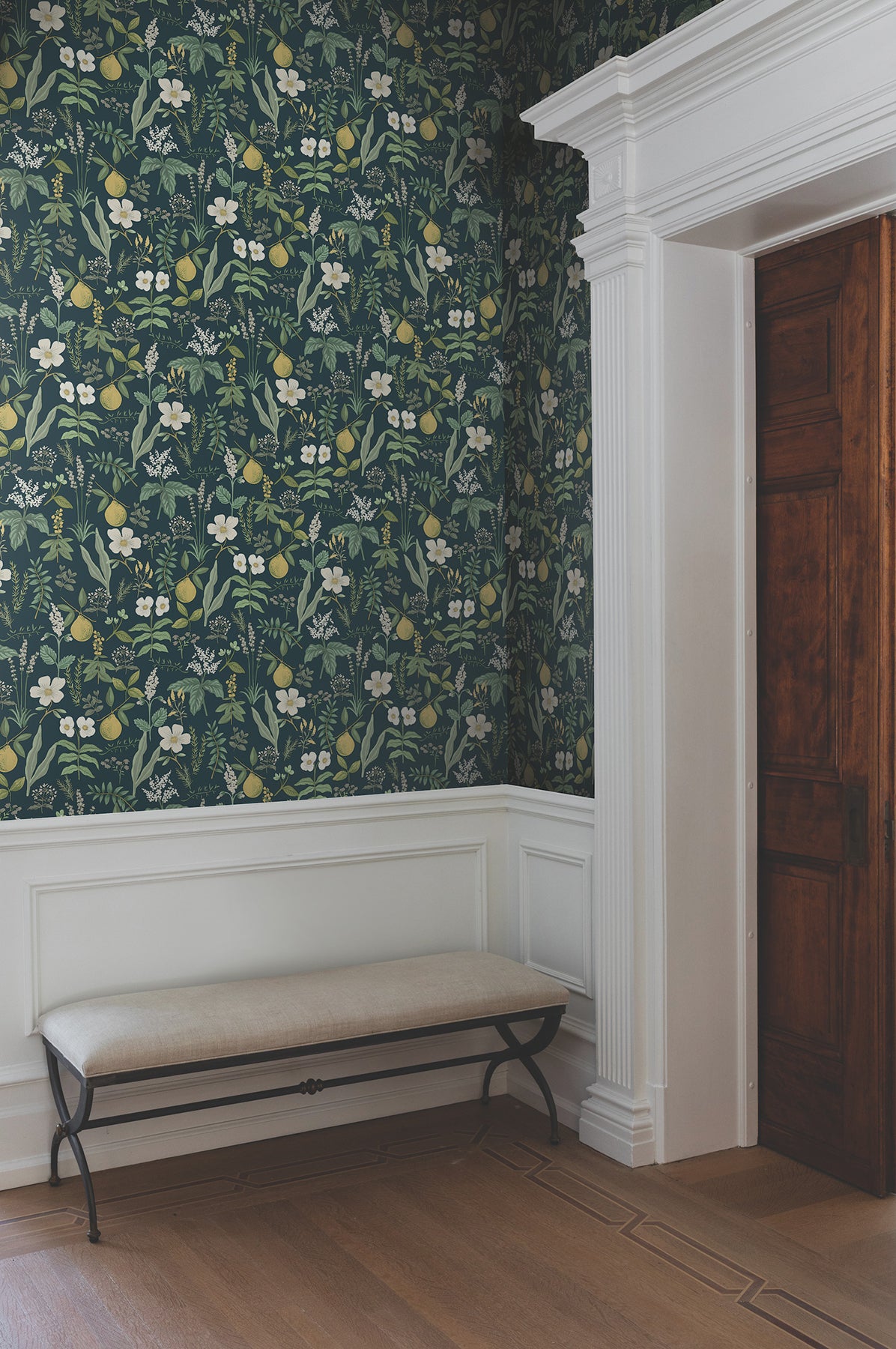 PSW1677RL-peel-and-stick-wallpaper-room-scene