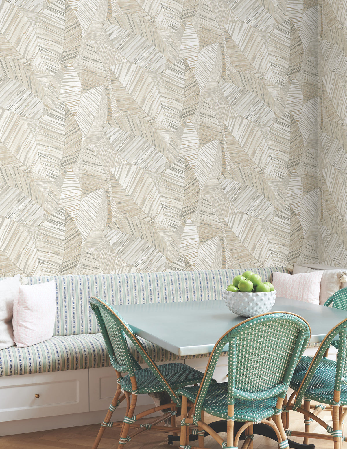 PSW1705RL-peel-and-stick-wallpaper-room-scene