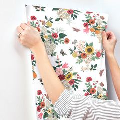RF7404-peel-and-stick-wallpaper-stick-application-step