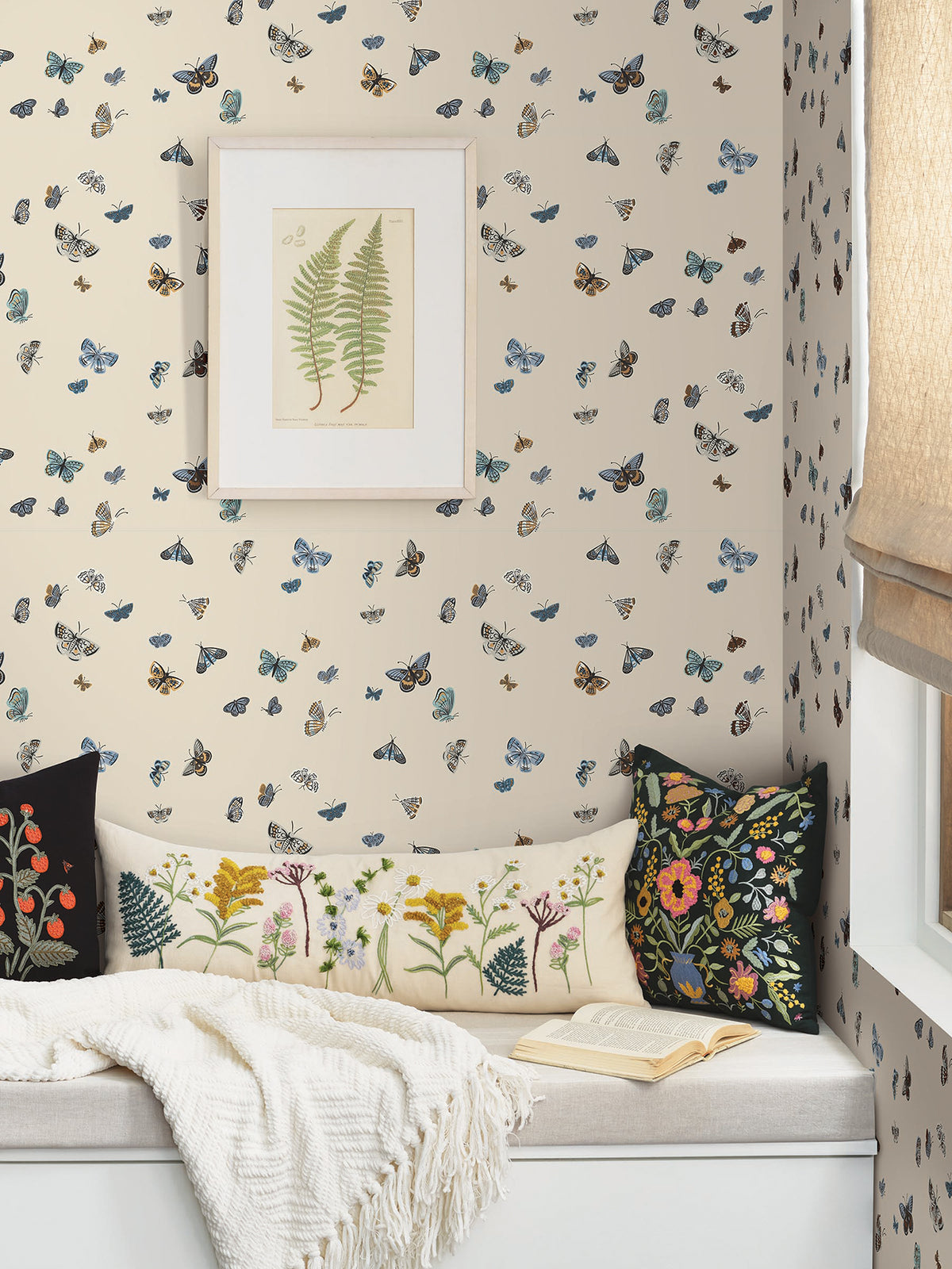 RF7412-peel-and-stick-wallpaper-room-scene