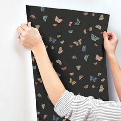 RF7413-peel-and-stick-wallpaper-stick-application-step