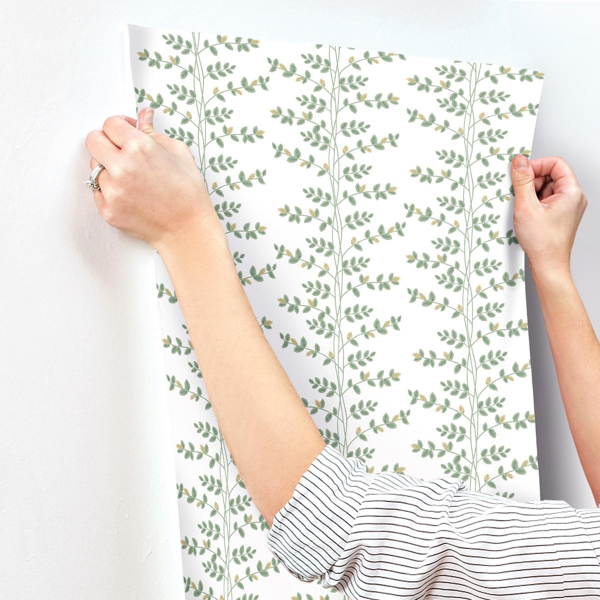 RF7424-peel-and-stick-wallpaper-stick-application-step
