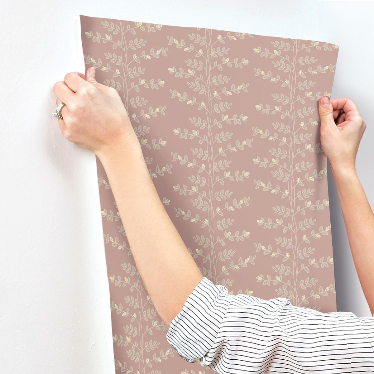 RF7426-peel-and-stick-wallpaper-stick-application-step