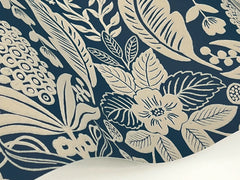 RF7486-peel-and-stick-wallpaper-detail-closeup-3