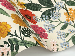 RF7492-peel-and-stick-wallpaper-detail-closeup-3