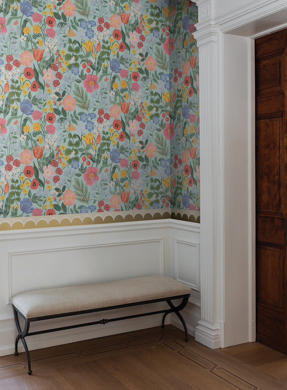 RF7493-peel-and-stick-wallpaper-room-scene