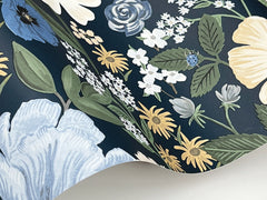 RF7494-peel-and-stick-wallpaper-detail-closeup-3