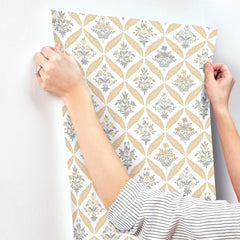 RF7511-peel-and-stick-wallpaper-stick-application-step