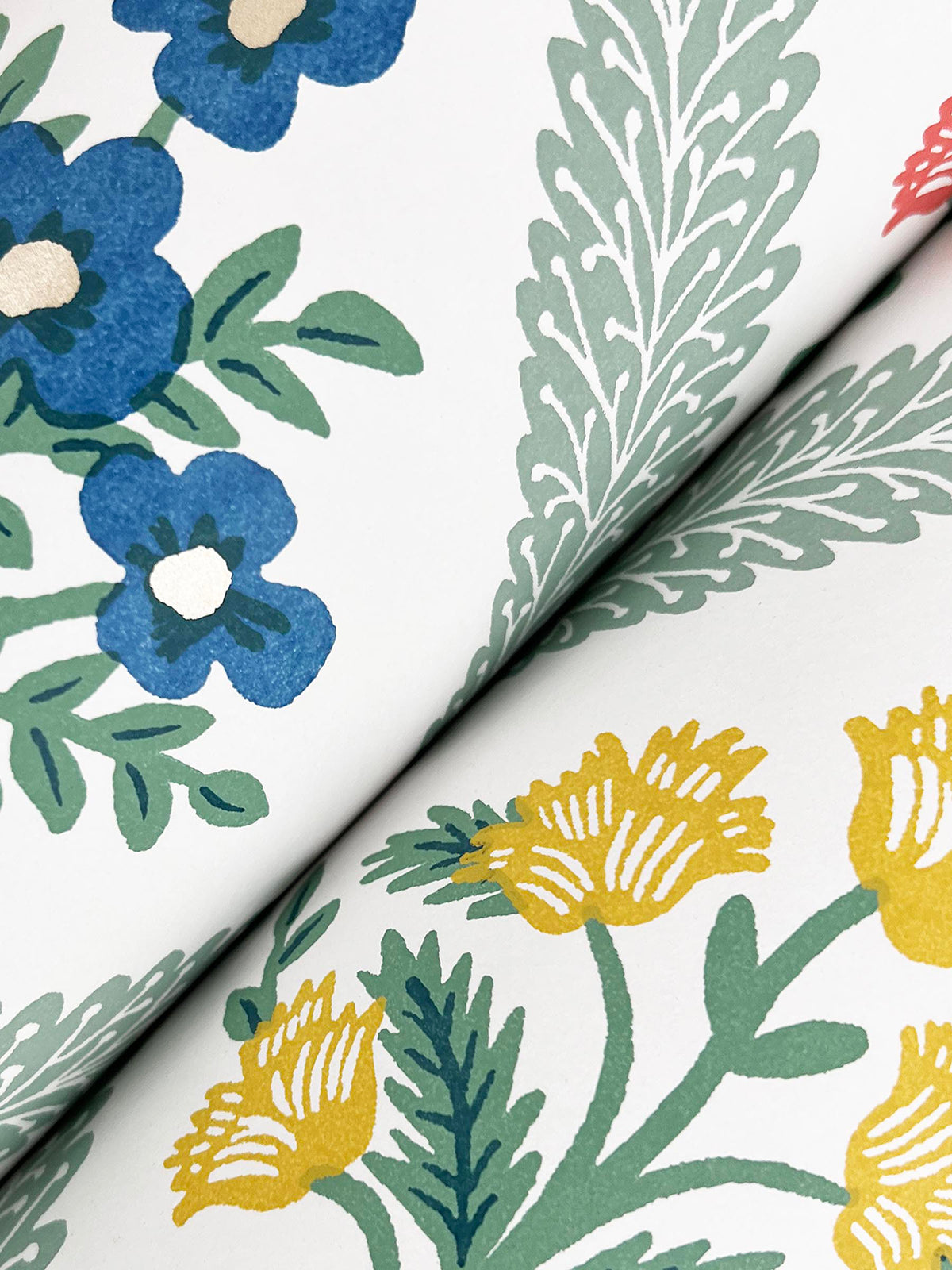 RF7513-peel-and-stick-wallpaper-detail-closeup