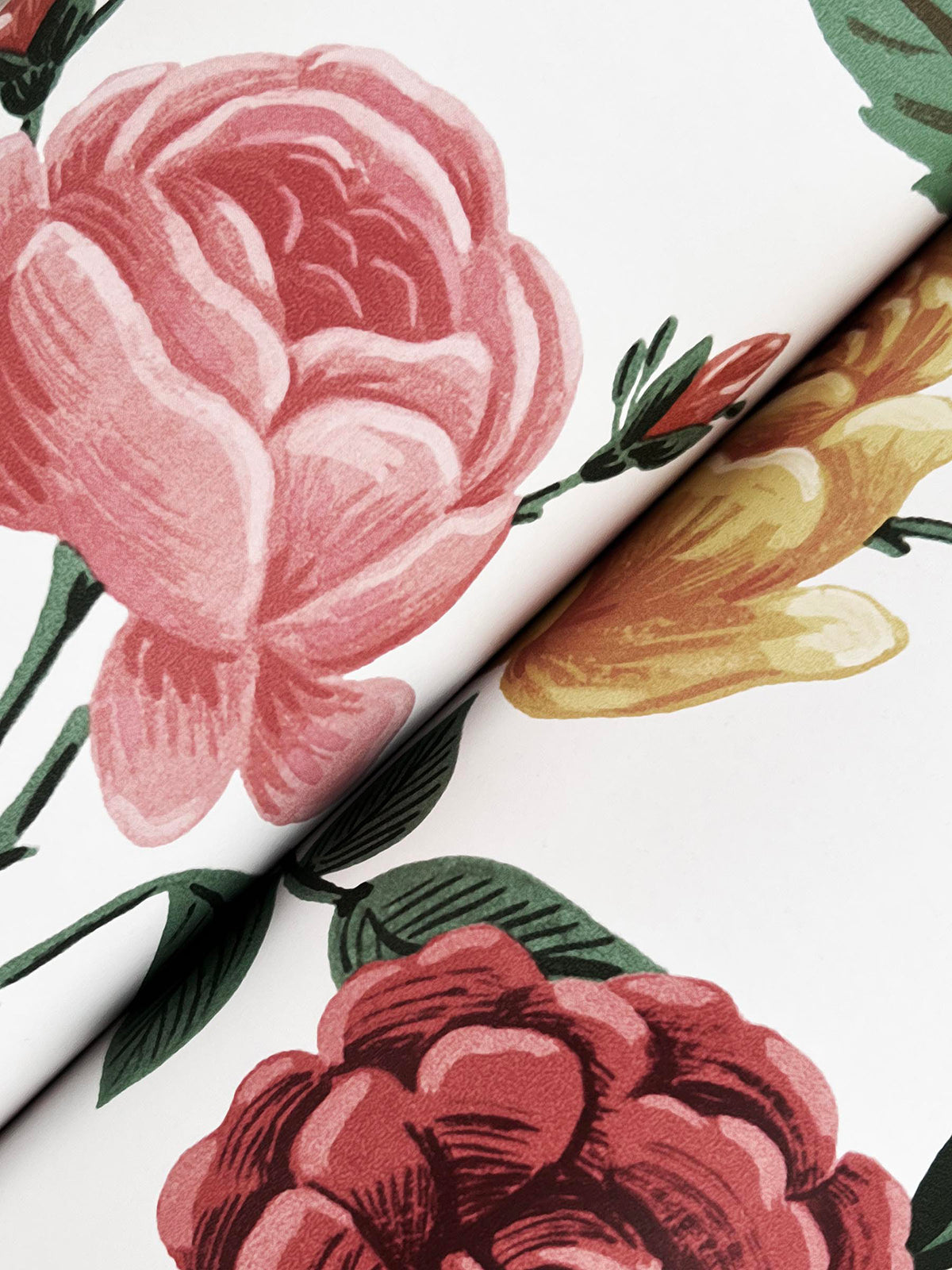RF7546-peel-and-stick-wallpaper-detail-closeup
