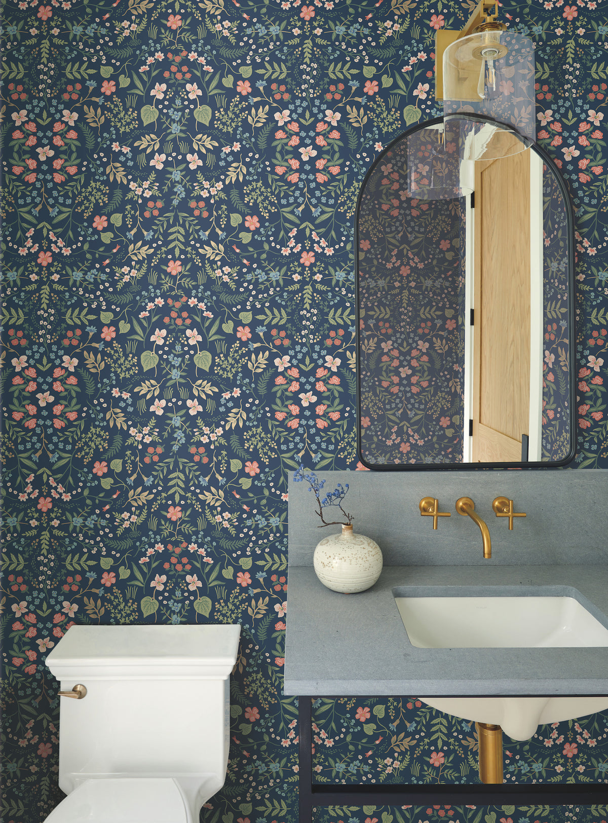RI5154-peel-and-stick-wallpaper-room-scene-detail-closeup