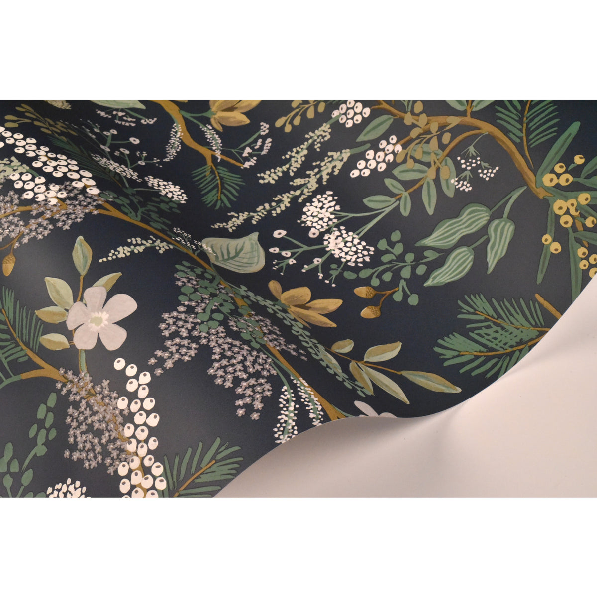 RI5165-peel-and-stick-wallpaper-detail-closeup-2