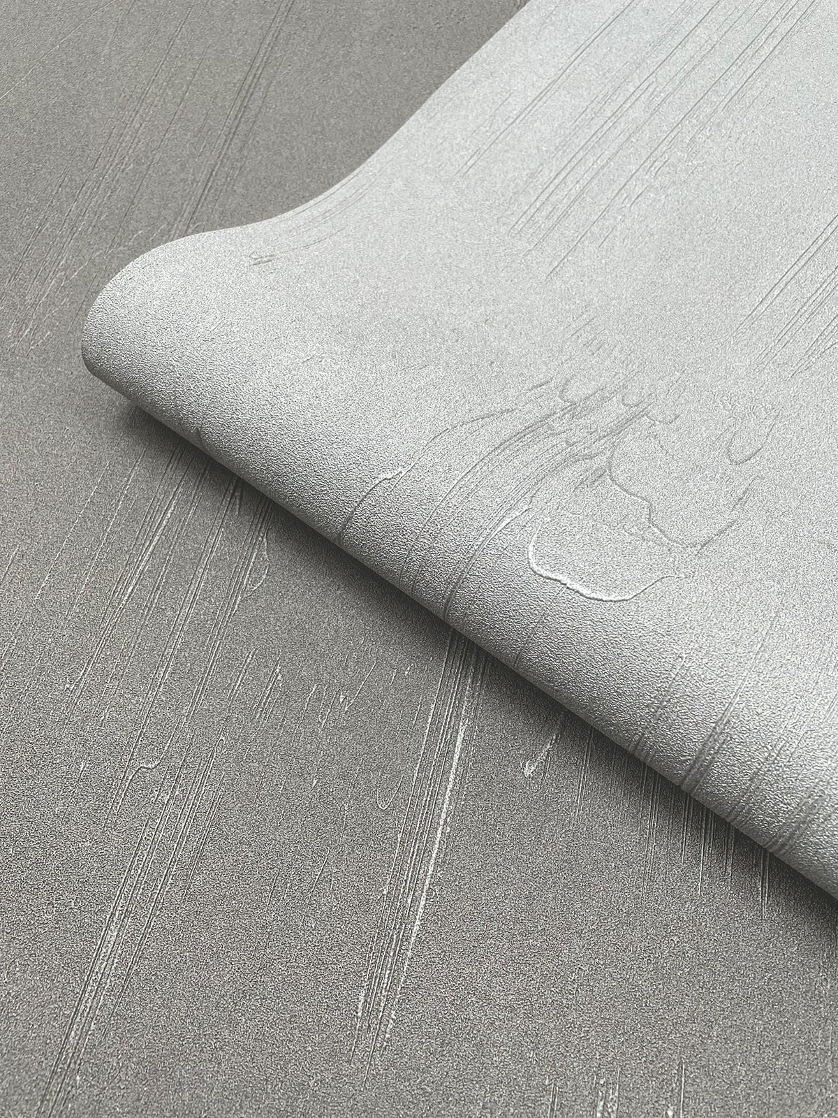 RRD7631N-peel-and-stick-wallpaper-detail-closeup