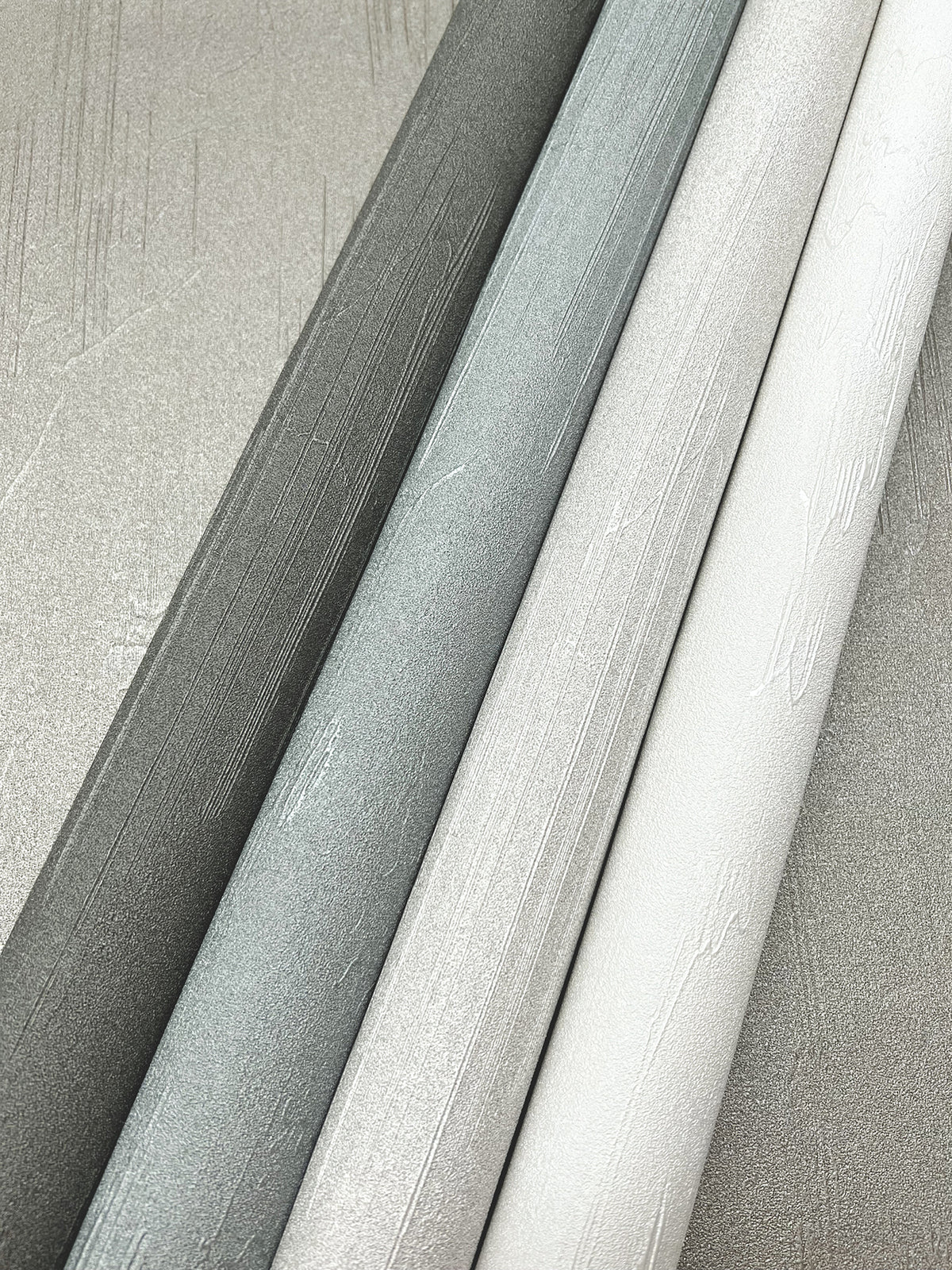 RRD7631N-peel-and-stick-wallpaper-detail-closeup-4