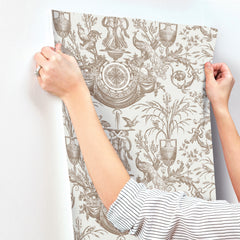 RT7812-peel-and-stick-wallpaper-stick-application-step