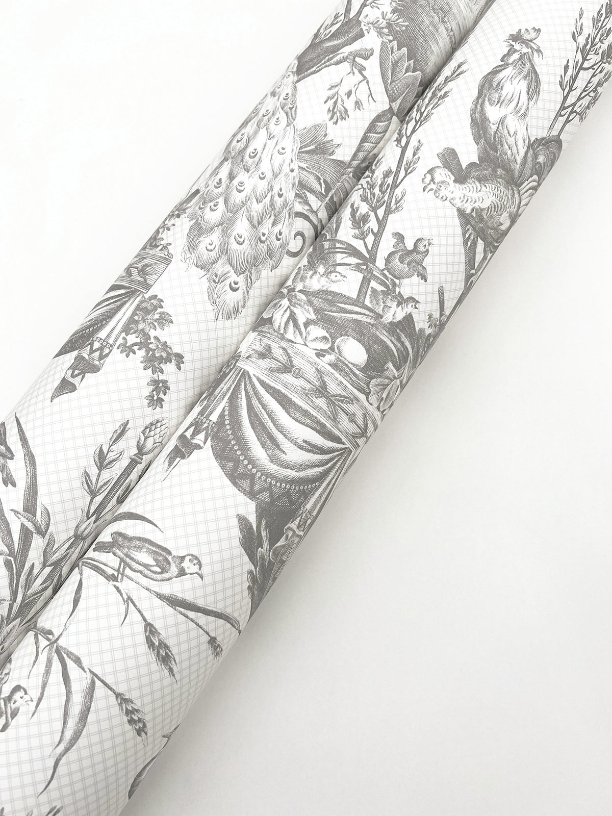 RT7815-peel-and-stick-wallpaper-detail-closeup-2