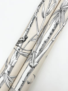 RT7832-peel-and-stick-wallpaper-detail-closeup-2