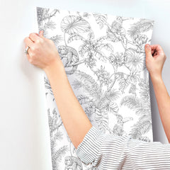 RT7841-peel-and-stick-wallpaper-stick-application-step