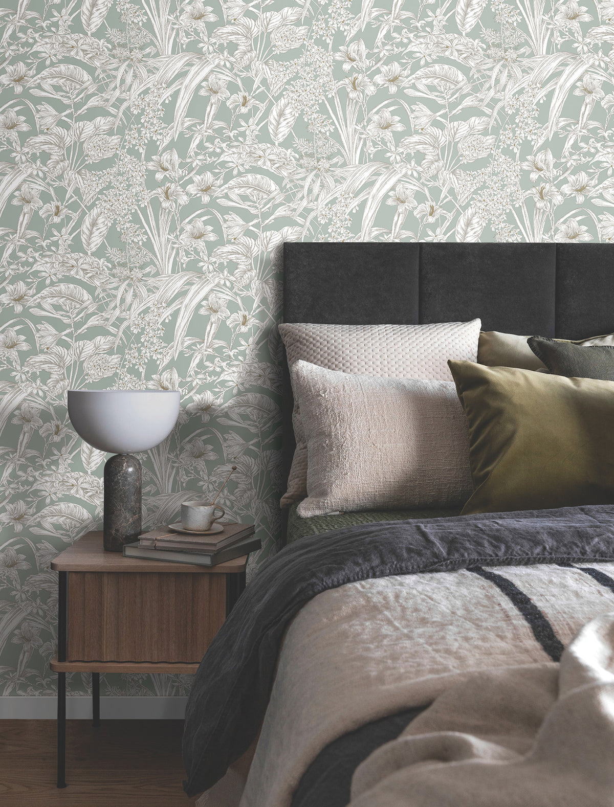 RT7882-peel-and-stick-wallpaper-room-scene-detail-closeup