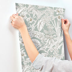 RT7882-peel-and-stick-wallpaper-stick-application-step