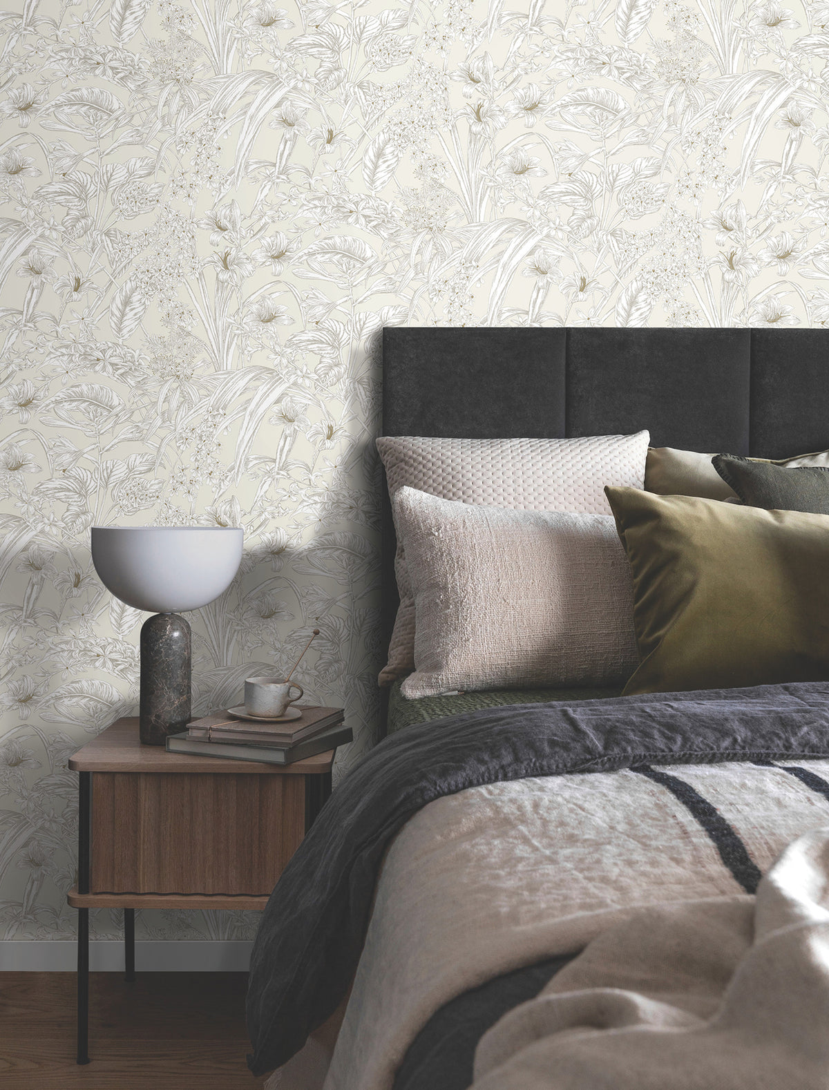 RT7883-peel-and-stick-wallpaper-room-scene-detail-closeup