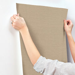 SI18554-peel-and-stick-wallpaper-stick-application-step