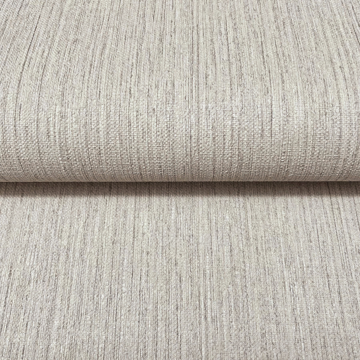SI25841-peel-and-stick-wallpaper-detail-closeup
