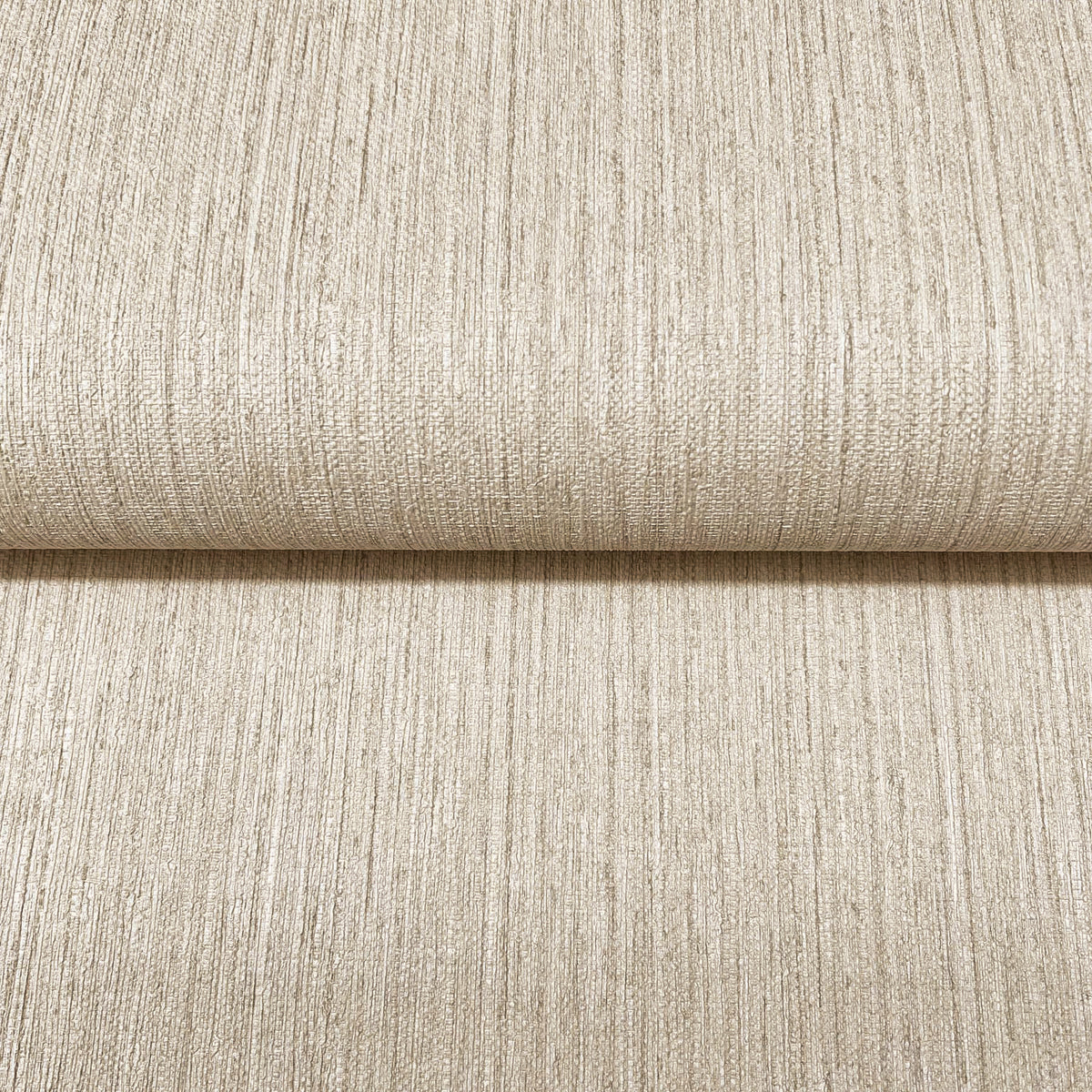 SI25842-peel-and-stick-wallpaper-detail-closeup