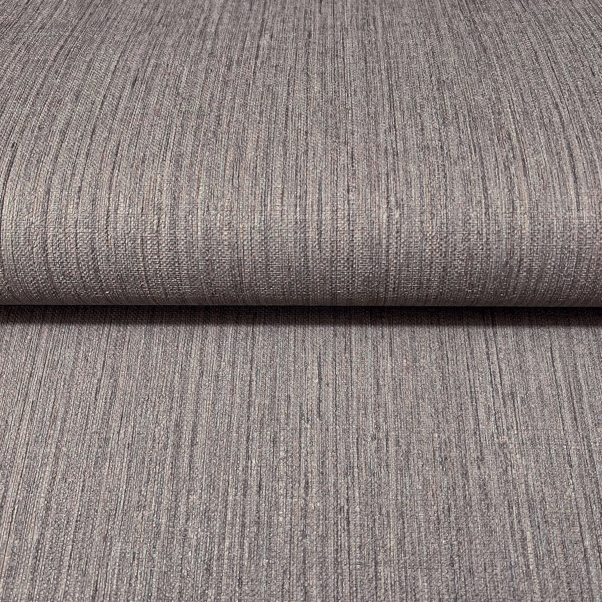 SI25845-peel-and-stick-wallpaper-detail-closeup