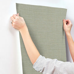 SI25874-peel-and-stick-wallpaper-stick-application-step