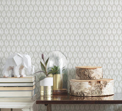 SP1522-peel-and-stick-wallpaper-room-scene-detail-closeup