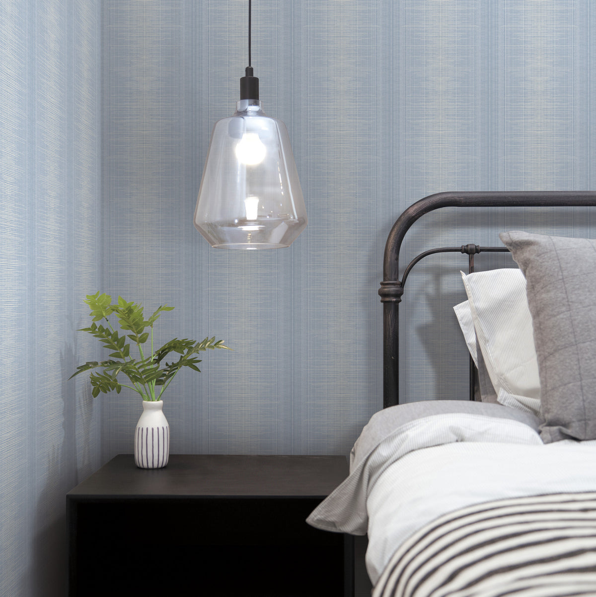 TL1960-peel-and-stick-wallpaper-room-scene