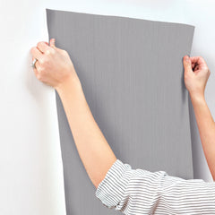 UD2535N-peel-and-stick-wallpaper-stick-application-step
